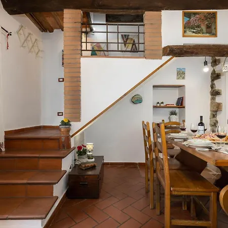 Casa Con Vista Panoramica Nel Cuore Della Toscana بستويا