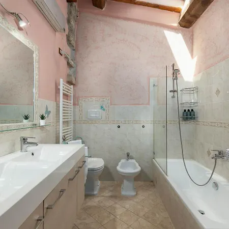 Casa Con Vista Panoramica Nel Cuore Della Toscana بيت للعطل بستويا